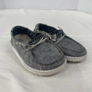 Hey Dudes Wendy Grey Black Toddler Slip-On Size 7 Nice condition